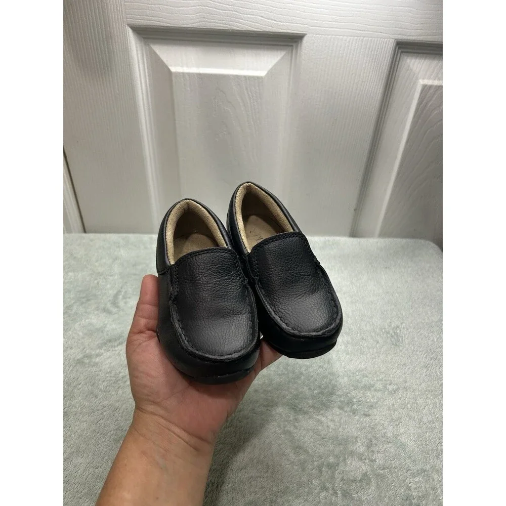 The Children’s Place Toddler Boys Black Slip-On Loafers Size 7